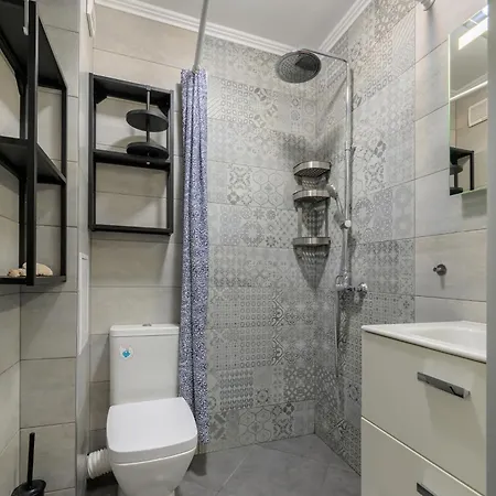 Rated 1br By Delta Mall & Parking Apartmán *