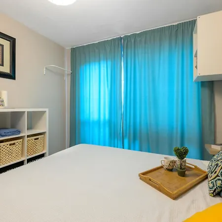 1br Near Delta Mall Free Parking * וארנה